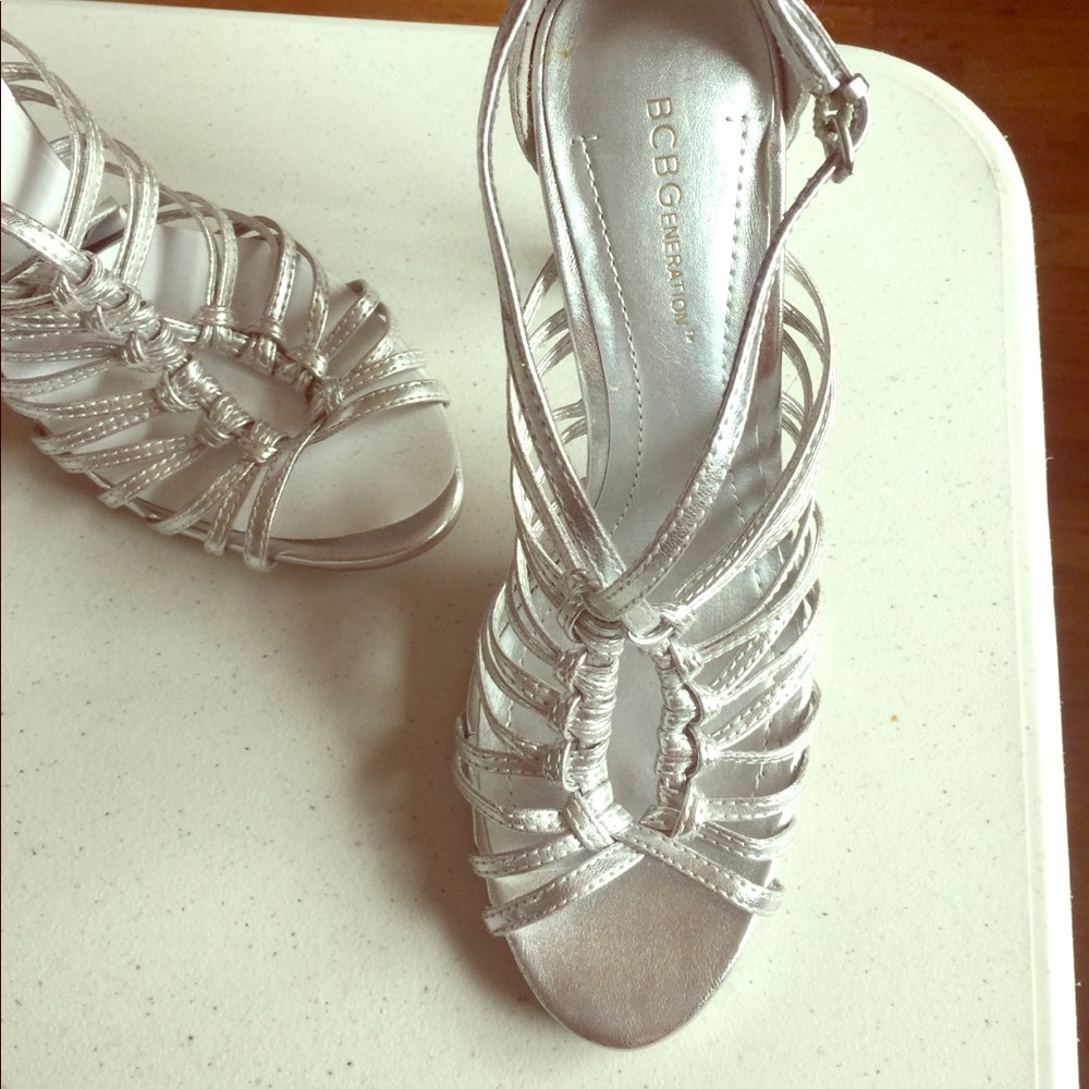 BCBGeneration Strappy Silver Heels Sz 8.5 NWT